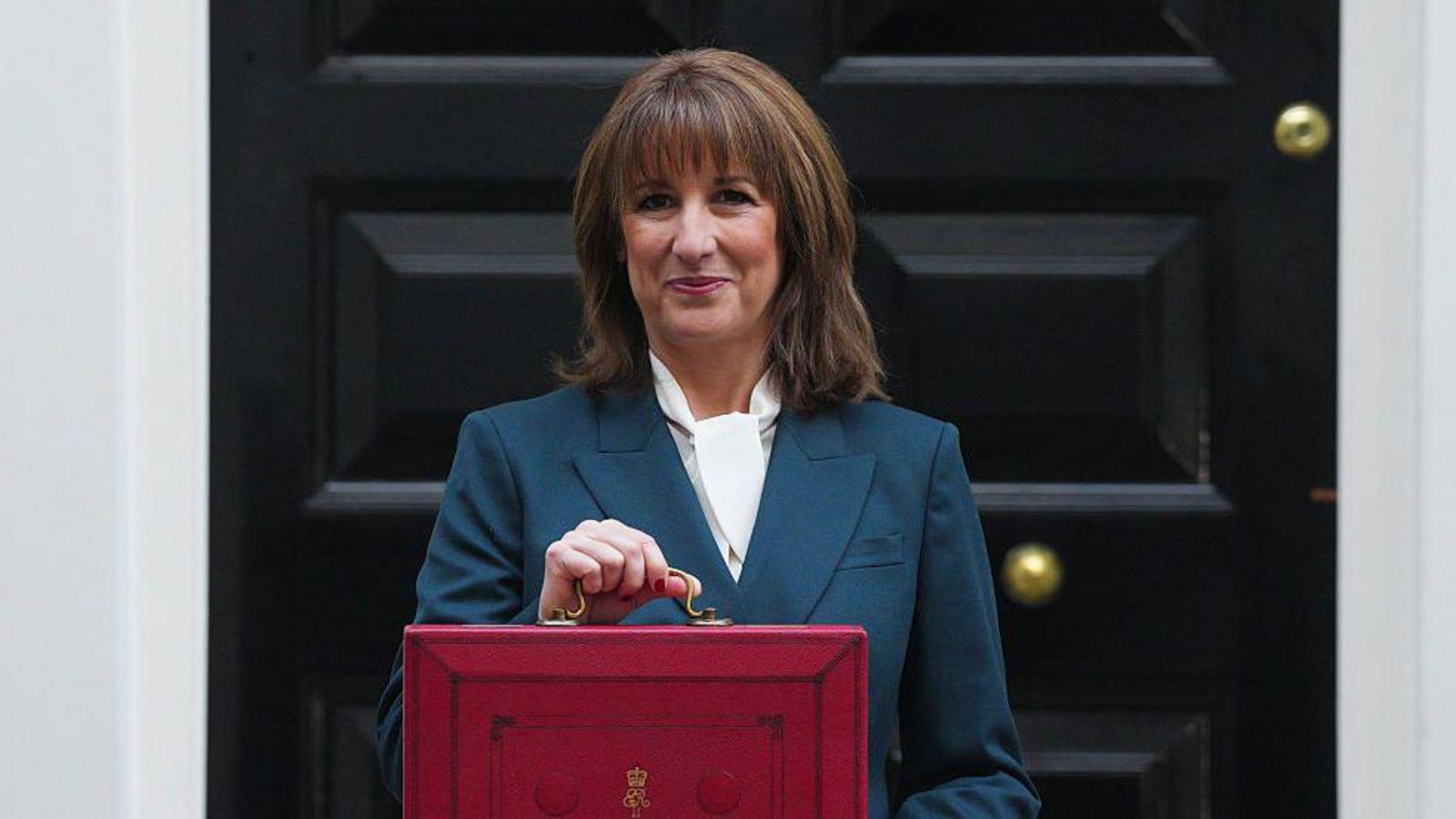 Households face 'dismal' rise in spending power, says IFS