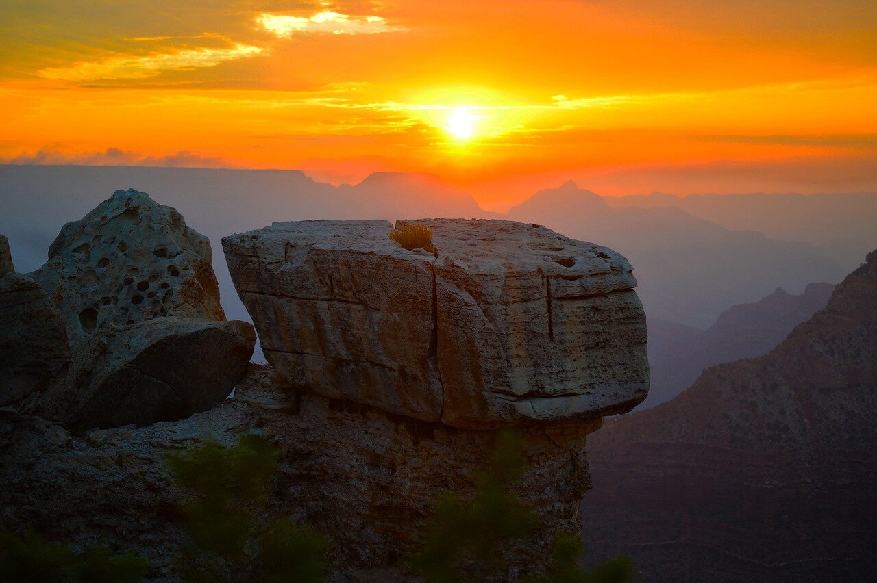 Hikers enjoying a scenic trail in the Grand Canyon, highlighting the natural beauty that remains accessible during the hotel closures