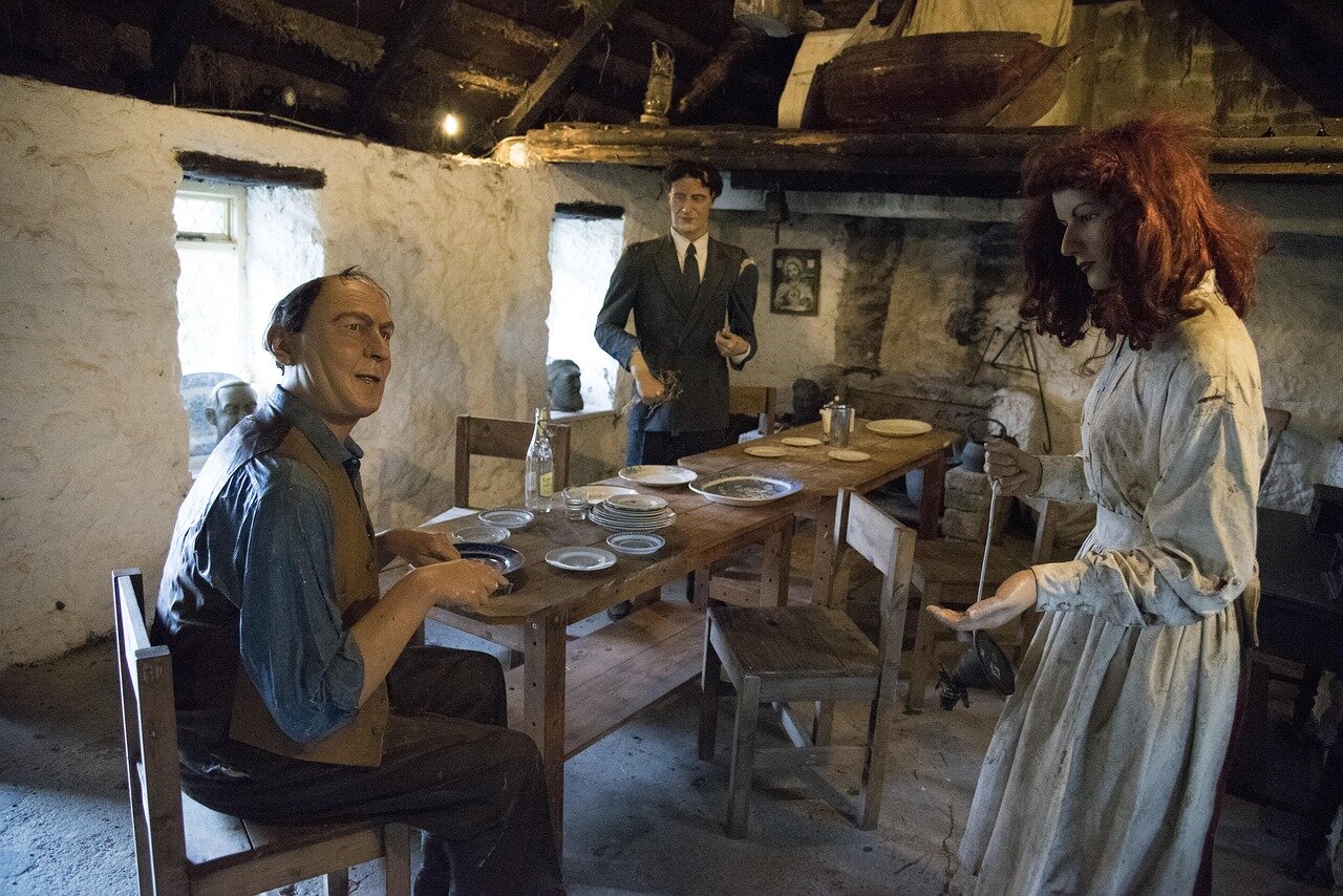 The blend of traditional Western influences and modern storytelling techniques is evident in Brendan Wayne's performance as Pedro Pascal's body double