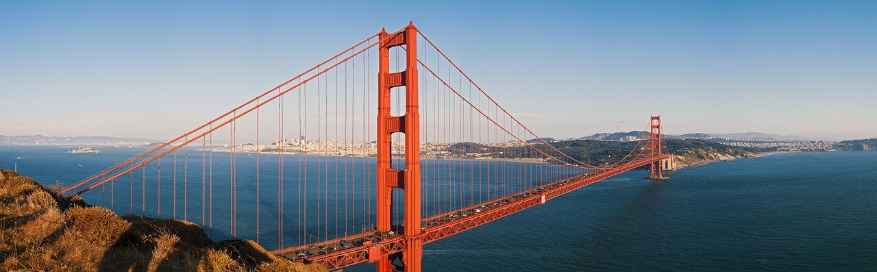 A highprofile press conference featuring political leaders discussing the future of college sports and the role of influential figures like Donald Trump