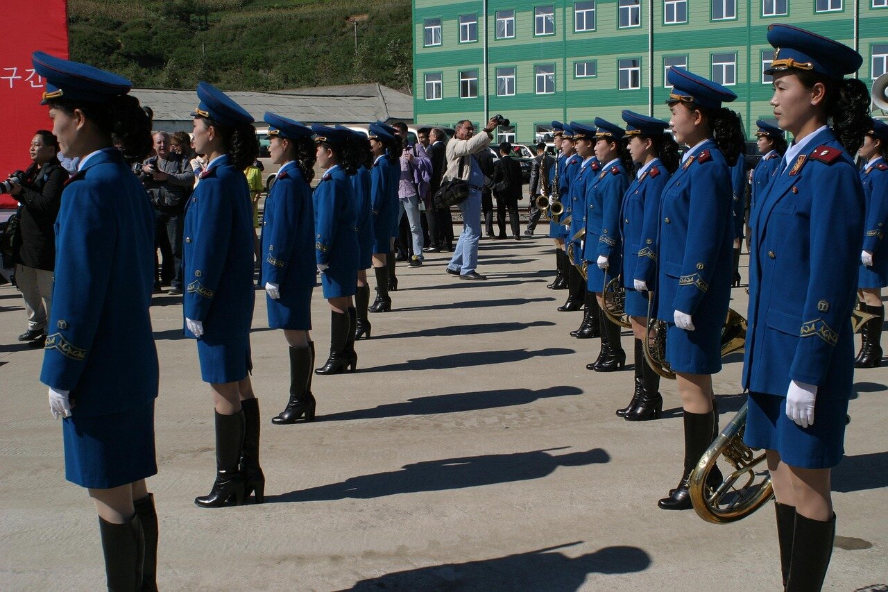 Observers and diplomats gathered outside the venue, highlighting the international attention surrounding the meeting