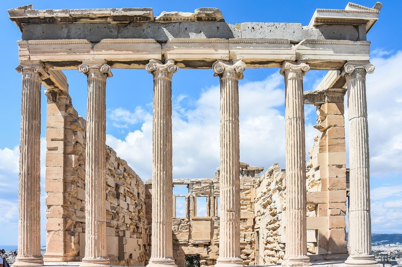 A closeup view of the newly sourced marble, showcasing its quality and resemblance to the ancient stones of the Parthenon